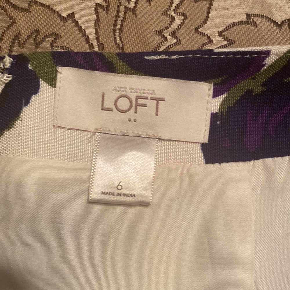Loft Skirt (R) - Picture 4 of 6